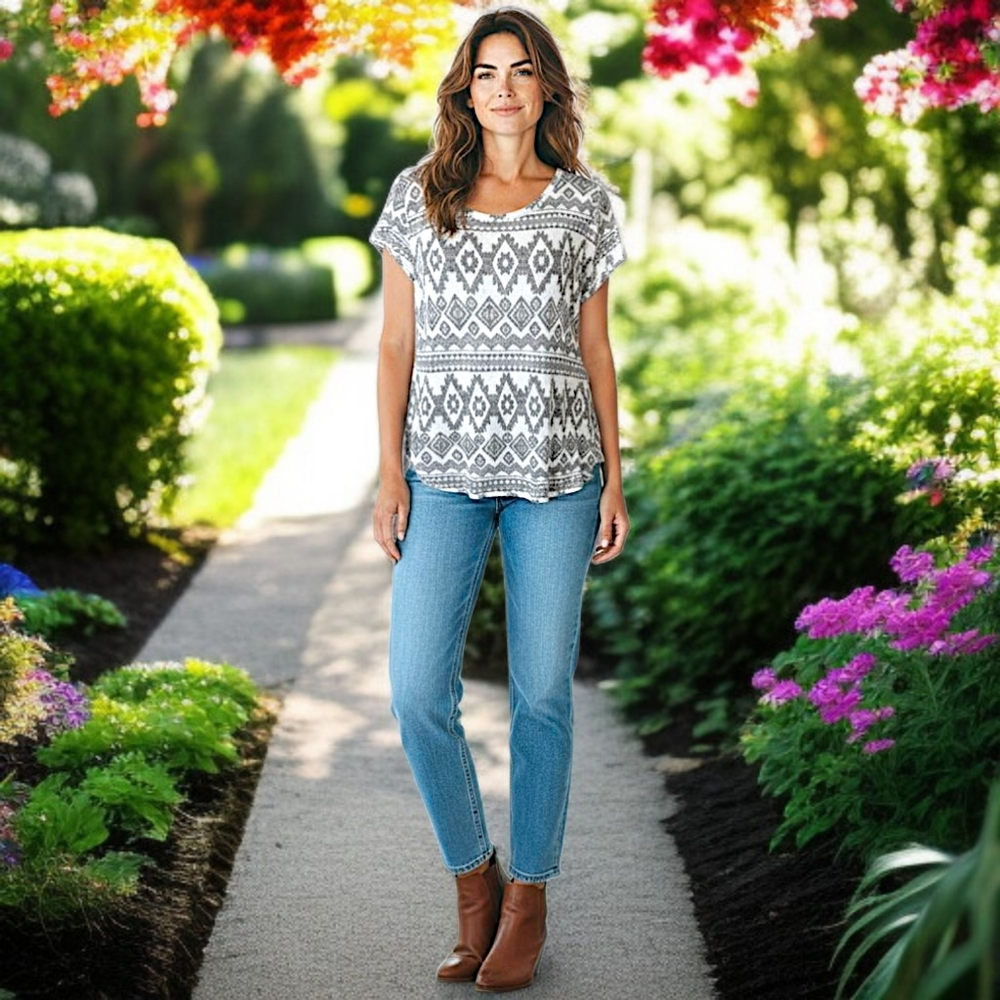 Boho Slouchy Gauzy Knit Top M Aztec Print Lightweight Oversize Asymmetric Hem